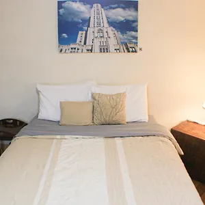 https://comfortable-apartment-pittsburghs-little-italy.hotels-in-pittsburgh.com